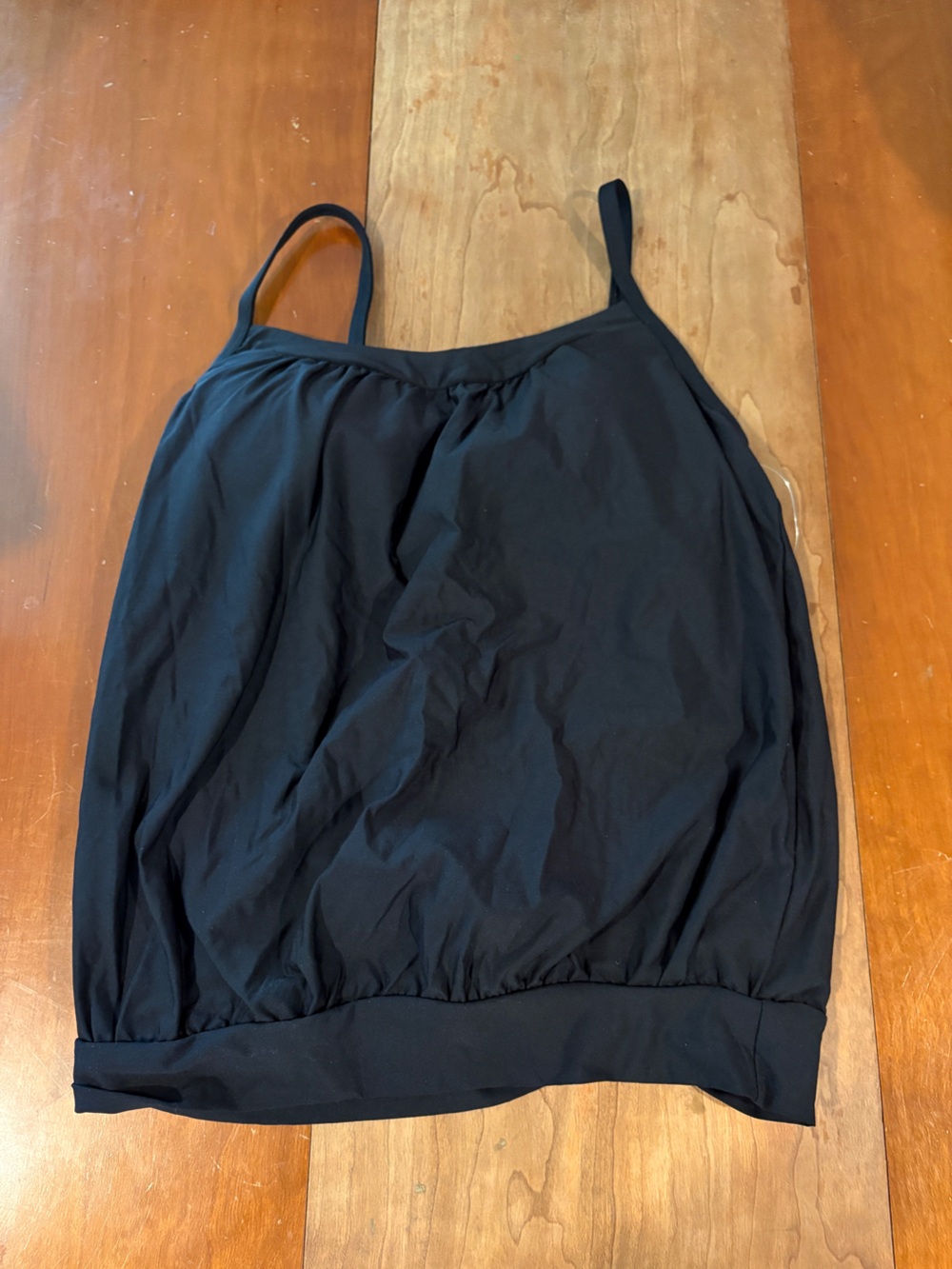 Lands’ End Black Spaghetti Strap 
Tankini Swimsuit Top